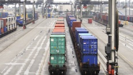 Търговският дефицит на САЩ е нараснал с 5% през октомври