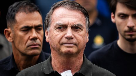 Болсонаро е арестуван заради опасения, че е планирал да избяга от Бразилия