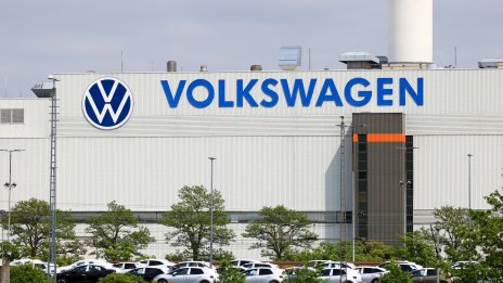 Volkswagen готви съкращения на работната сила в Цвикау заради свиващото се търсене