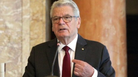 Коалицията на Меркел търси общ кандидат за президент на Германия