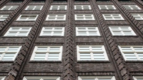 Инвеститорите в студентски жилища се насочват към континентална Европа