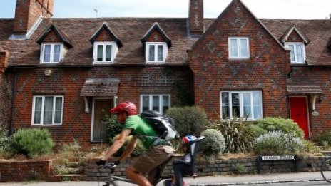 Хонконг остава най-силният жилищен пазар в света