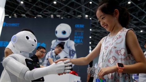 Изкуственият интелект ще достигне влияние, сравнимо с това на парната машина