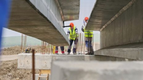 С 416 млн. лв. от тол такси финансират пътища, засегнати от свлачища