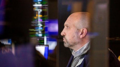 Американските борси се отърсват от червената си серия