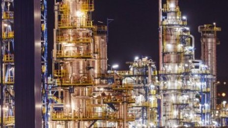 Забележителният скок на петрола след катастрофална година