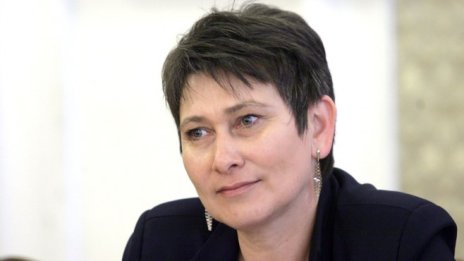 Даниела Везиева: Няма риск да загубим пари по Плана за устойчивост