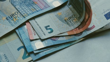 България излиза от &bdquo;сивия списък&ldquo; за пране на пари