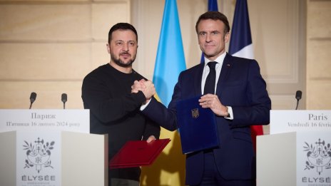 Германия и Франция стават гаранти за сигурността на Украйна, Авдиевка падна в руски ръце