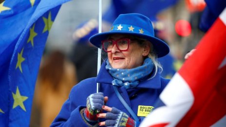Твърд Brexit все още може да се избегне