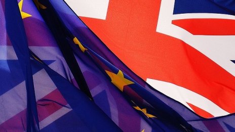 Късно ли е да се спре „твърд“ Brexit?