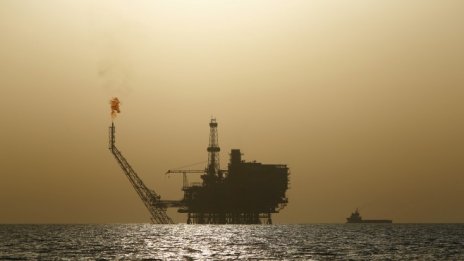 Shell продава дела си в газово поле на държавната енергийна компания на Кувейт