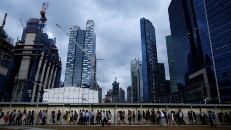 Пазарът на имоти в Сингапур не вижда дъното