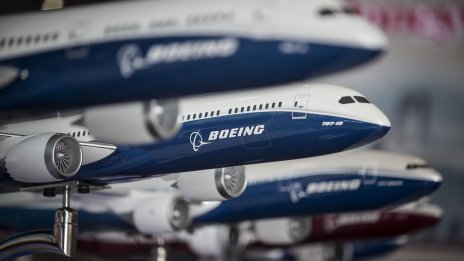 Boeing започва продажба на акции за 19 млрд. долара, за да предотврати понижаване на рейтинга