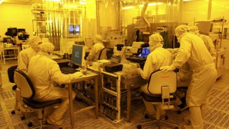 Индустриалното производство в Германия спадна с по-малко спрямо очакванията