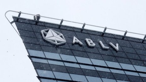 ЕЦБ спря плащанията на третата по големина латвийска банка