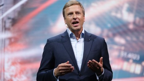 BMW очаква проблемът с чиповете да бъде решен до две години