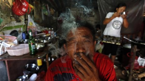 Китай премахва контрола върху цената на тютюна