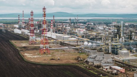 Великобритания разшири изключението за санкции за подразделенията на "Лукойл" в България