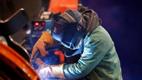 Производствените цени у нас продължиха тенденцията на годишен спад и през декември 