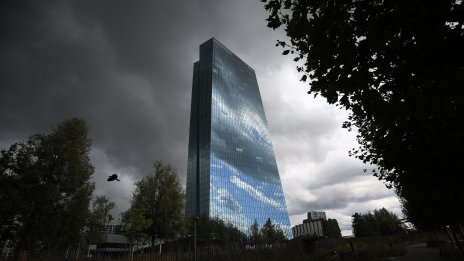 ЕЦБ за първи път наложи глоба заради лошо управление на климатичните рискове