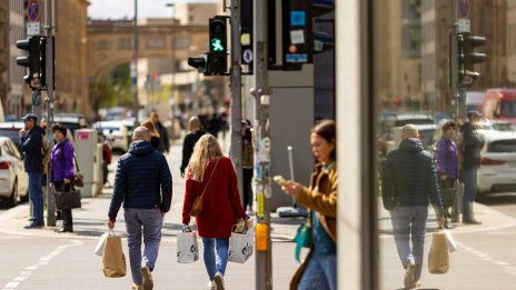 Германските потребители вероятно ще са по-оптимистично настроени през август