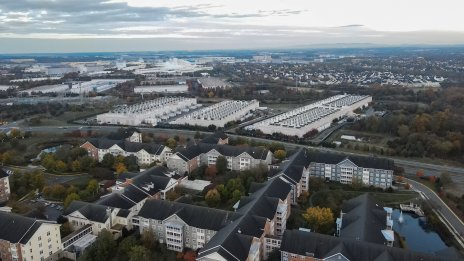 Сделките с центрове за данни достигнаха рекордните 61 млрд. долара през 2025 г.