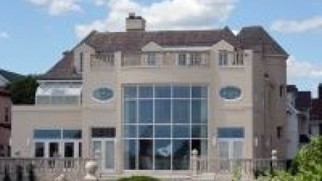 Кралската сватба повишила интереса към луксозни имоти в Лондон