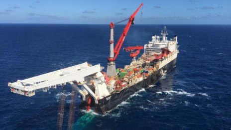 Ново раздвижване на руските тръбополагащи кораби в Балтийско море