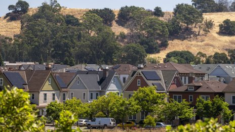Имотният сектор в САЩ се готви за съкращаване на работни места