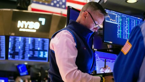 Wall Street&nbsp;отвори сесията почти без промяна