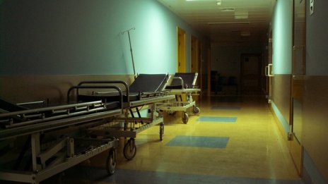 Различни цени на клиничните пътеки за болниците обмисля здравното министерство