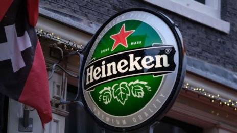 По-слабите валути могат да засегнат печалбата на Heineken