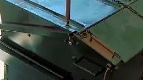 Дом в контейнер за боклук?