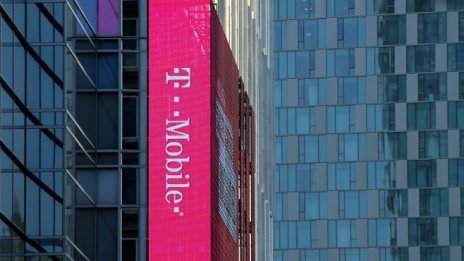 Усилията на T-Mobile US да се бори с големите конкуренти се отплащат