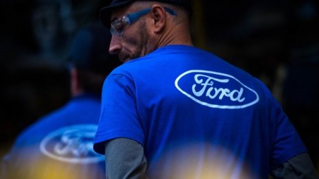 Ford може да съкрати около 10% от служителите си  