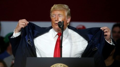 Тръмп призна, че синът му се е срещал с руснаци за информация срещу Клинтън