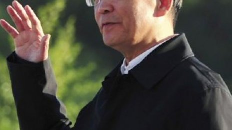 Уън Дзябао: Китай трябва да контролира цените на жилищата и храните