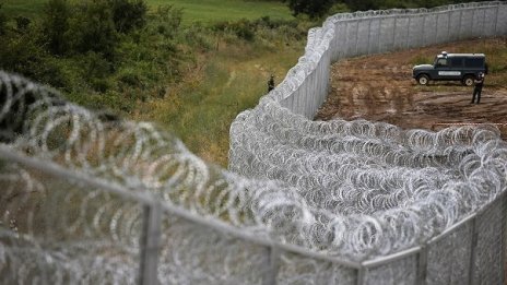 С 20 млн. лева ще се достроява оградата по българо-турската граница