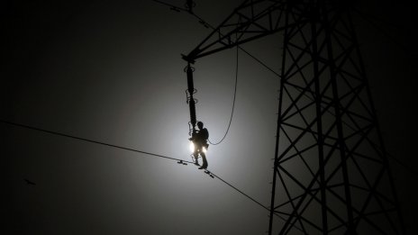 БЕХ внася 700 млн. лева в енергийния фонд за компенсациите за скъпия ток