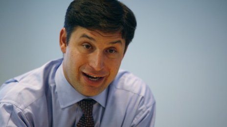 Twitter привлече бивш шеф в Goldman Sachs за свой финансов директор