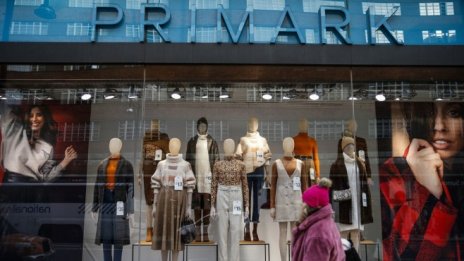 Primark затвори всичките си магазини във Великобритания