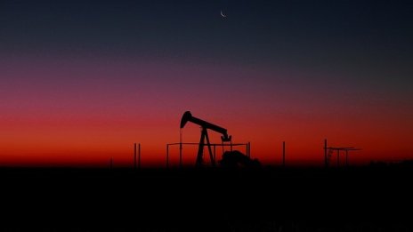 Barclays сви годишна си ценова прогноза за Брент и WTI до 31 и 28 долара за барел