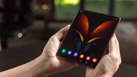 Новият сгъваем Samsung Galaxy Z Fold 2 вече е тук
