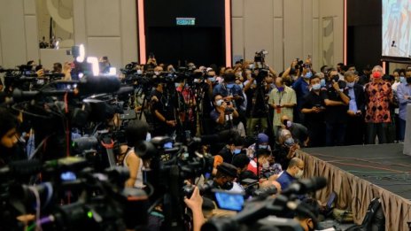 ЕП: Коронакризата изостря проблема със свободата на медиите