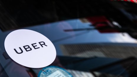 Uber получи рекордна глоба заради трансфер на данни към САЩ