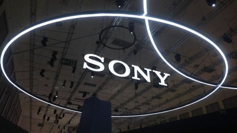 Sony изненада с минимален спад на печалбата