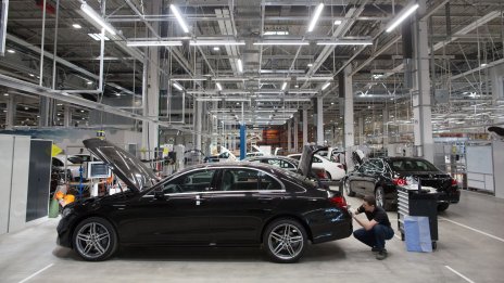 Mercedes блокира достъпа на руските дилъри до своята система за ремонт и поддръжка