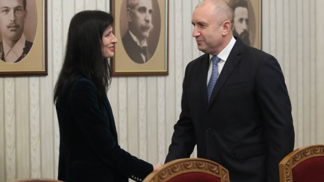 Мария Габриел: Преговорите за кабинет продължават, имаме нужда от още време