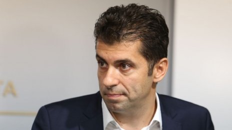 Кирил Петков: ББР е стабилна, но някои кредити може да не бъдат върнати навреме*